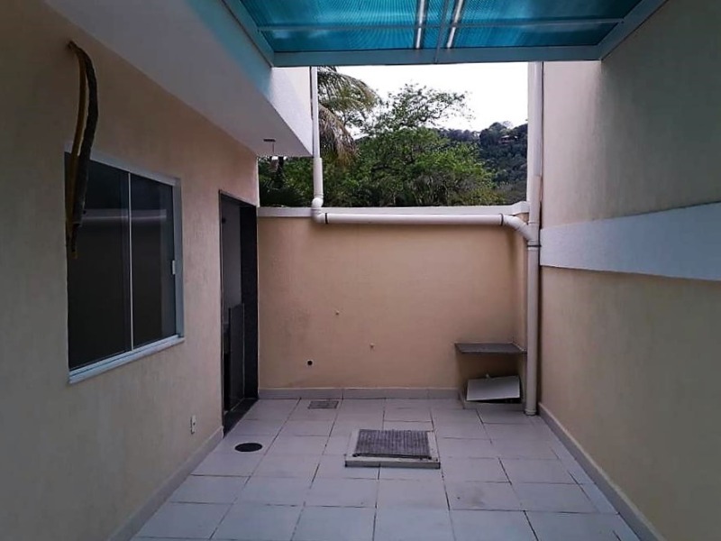 Casa à venda com 3 quartos, 102m² - Foto 5