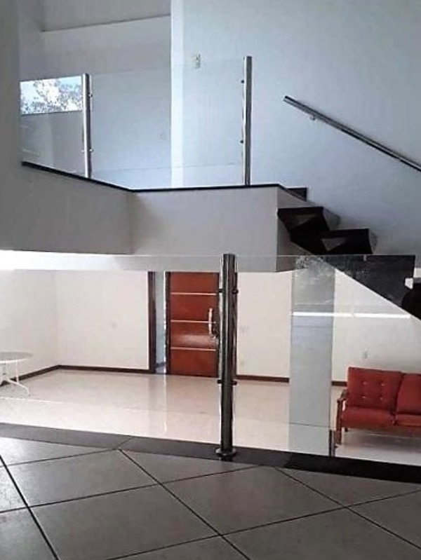 Casa à venda e aluguel com 3 quartos, 366m² - Foto 26