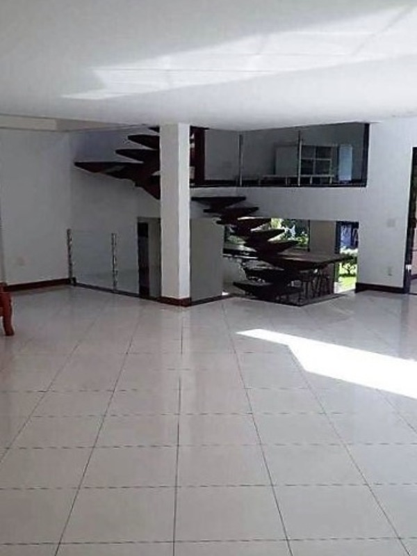 Casa à venda e aluguel com 3 quartos, 366m² - Foto 9