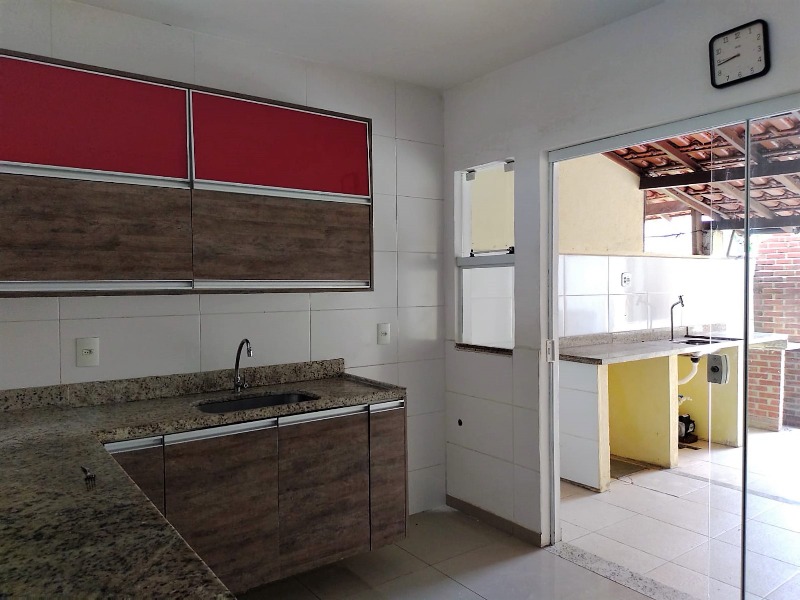 Casa à venda com 3 quartos, 130m² - Foto 11