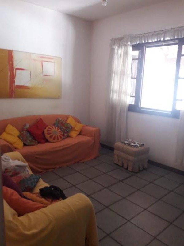 Casa à venda com 4 quartos, 240m² - Foto 6