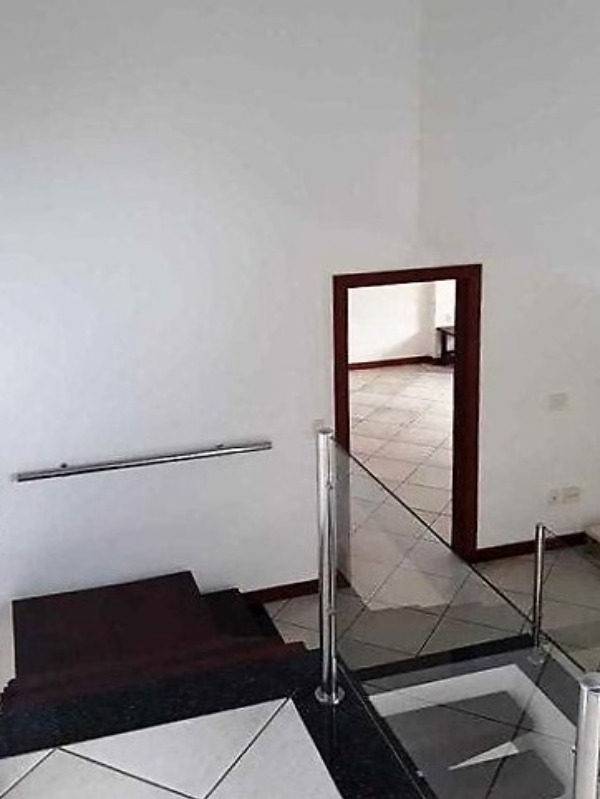 Casa à venda e aluguel com 3 quartos, 366m² - Foto 29