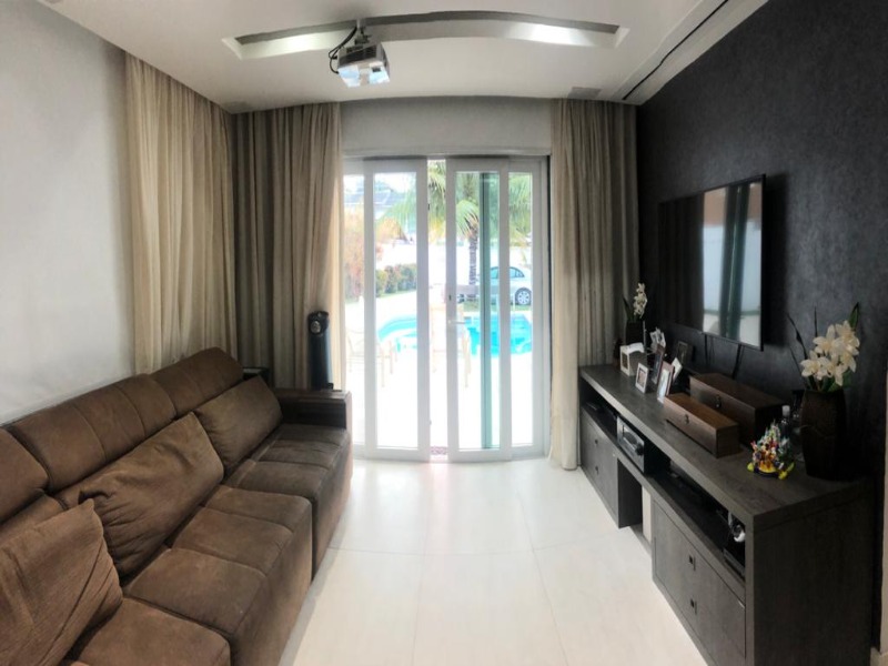 Casa à venda com 3 quartos, 258m² - Foto 5