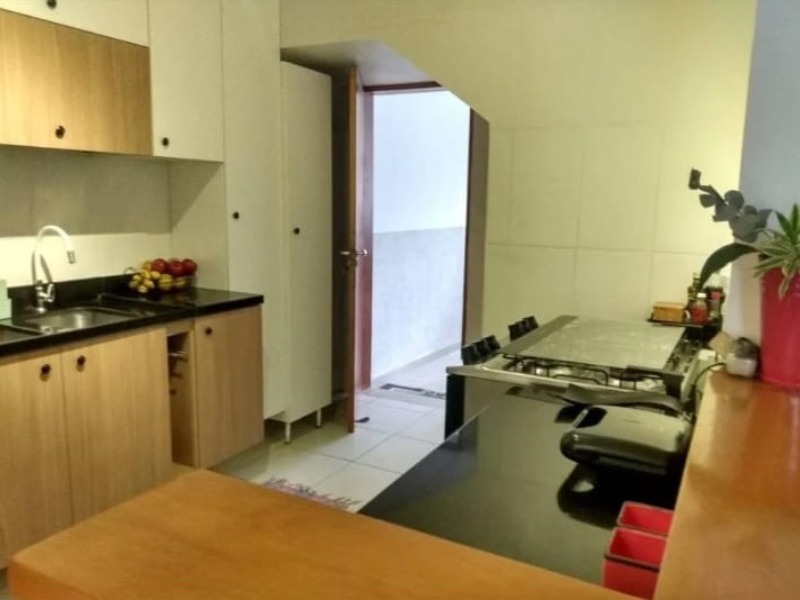 Casa à venda com 3 quartos, 141m² - Foto 13