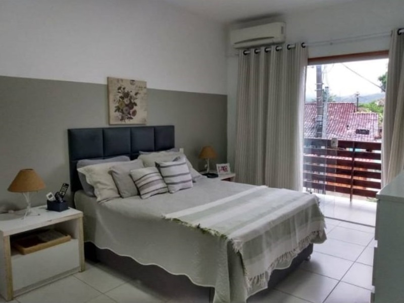 Casa à venda com 3 quartos, 141m² - Foto 20