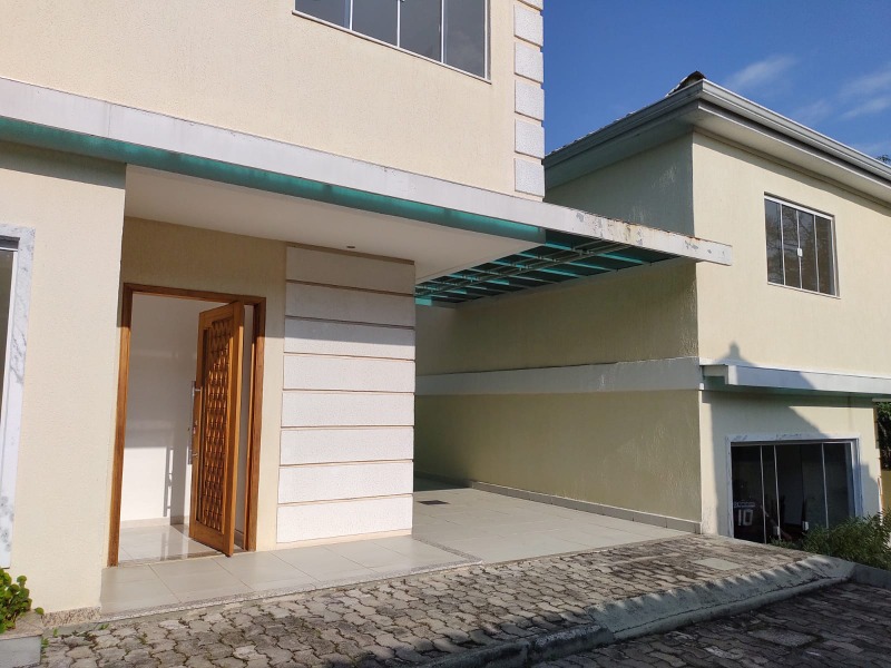 Casa à venda com 3 quartos, 102m² - Foto 17