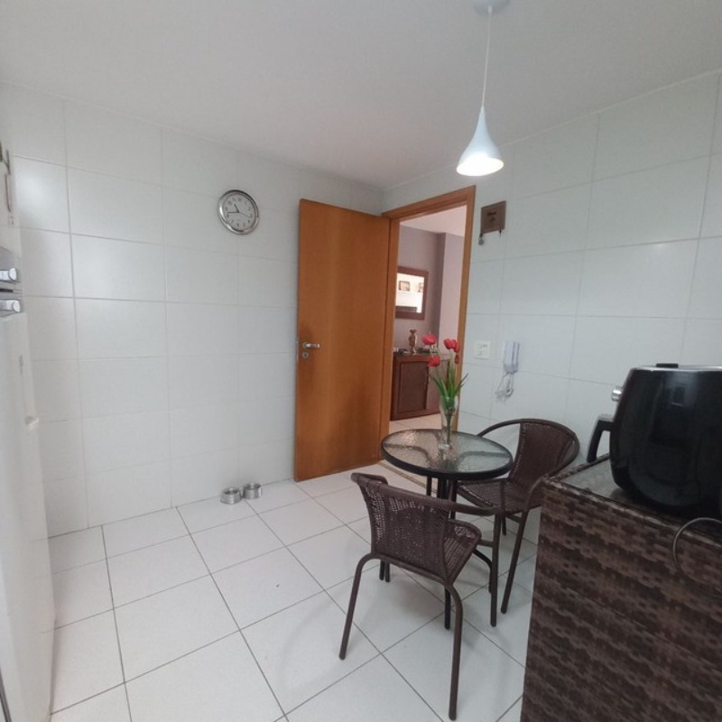 Apartamento à venda com 3 quartos, 120m² - Foto 10