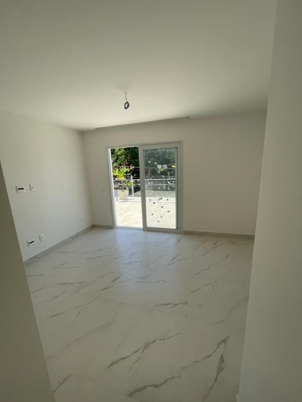 Casa à venda com 4 quartos, 177m² - Foto 18