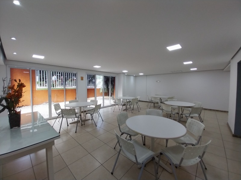 Apartamento à venda com 3 quartos, 145m² - Foto 19