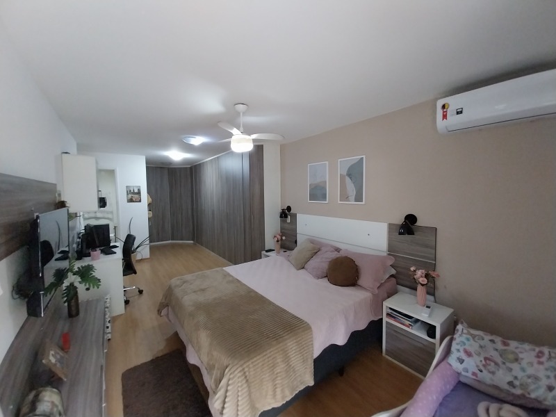 Apartamento à venda com 3 quartos, 145m² - Foto 7