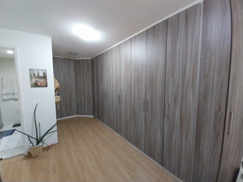 Apartamento à venda com 3 quartos, 145m² - Foto 9