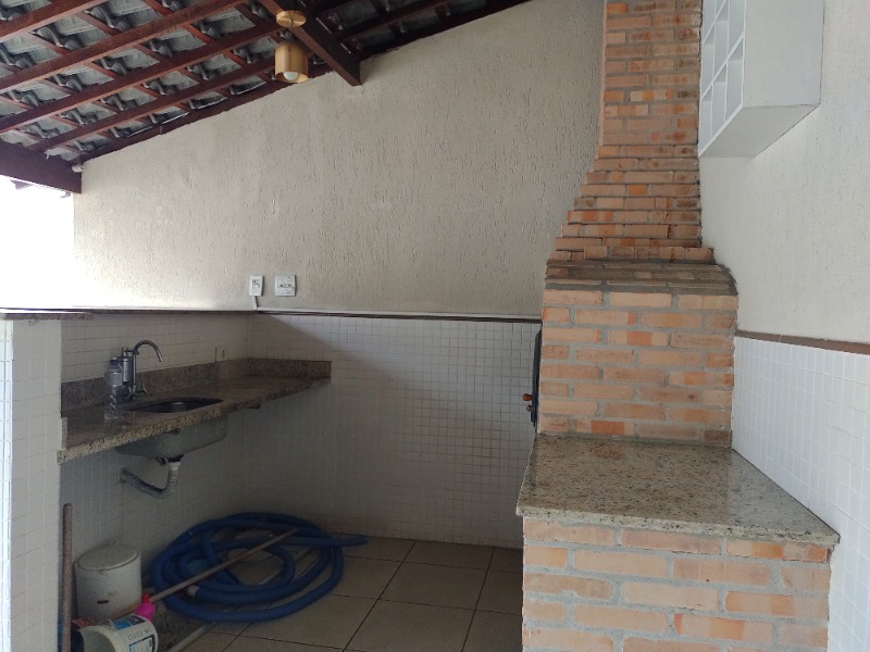 Casa à venda com 4 quartos, 171m² - Foto 35