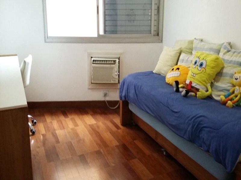 Apartamento à venda com 3 quartos, 135m² - Foto 9