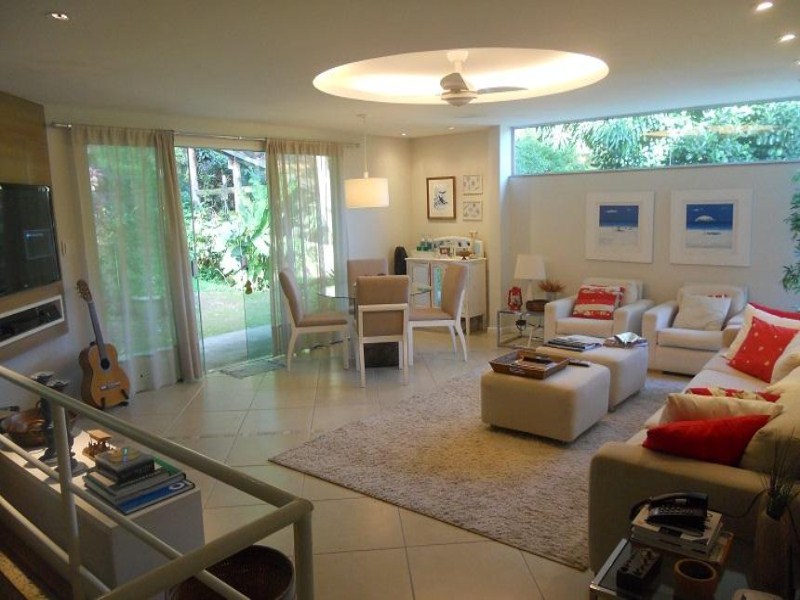 Casa à venda com 5 quartos, 360m² - Foto 1