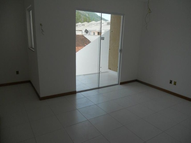 Casa à venda com 3 quartos, 160m² - Foto 17