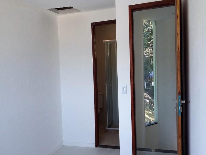 Casa à venda com 3 quartos, 90m² - Foto 14