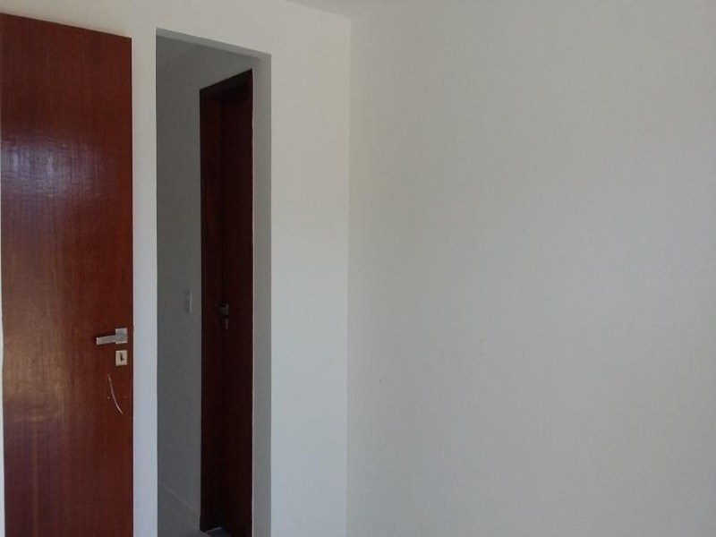 Casa à venda com 3 quartos, 90m² - Foto 16