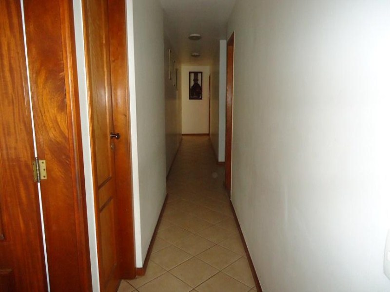 Apartamento à venda com 4 quartos, 150m² - Foto 3