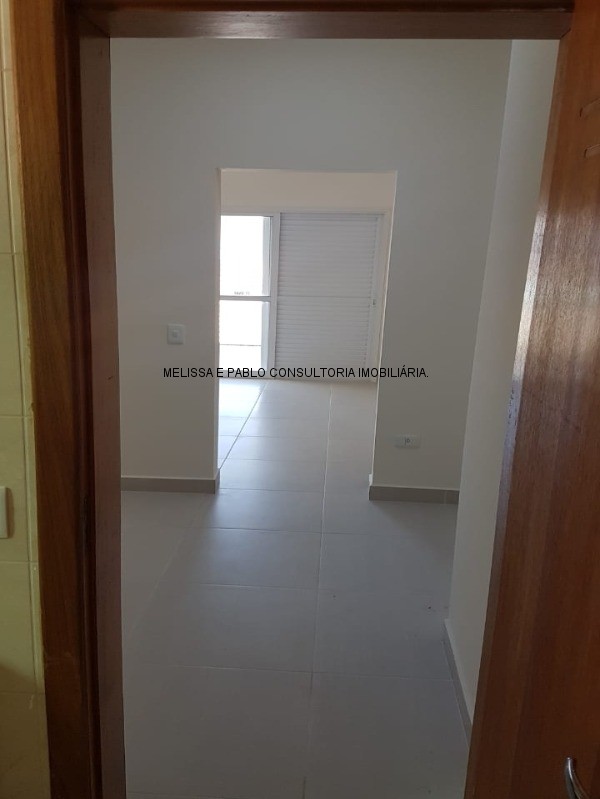 Casa à venda com 3 quartos, 215m² - Foto 2