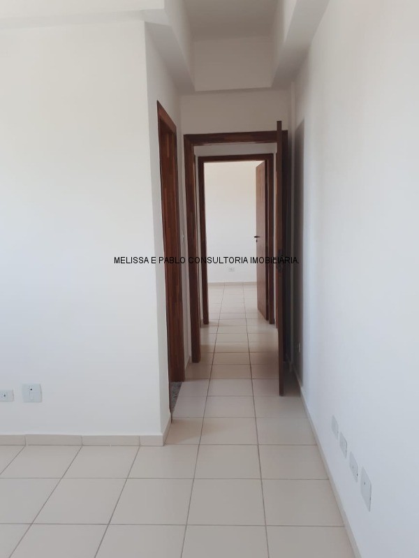 Apartamento à venda com 2 quartos, 82m² - Foto 2