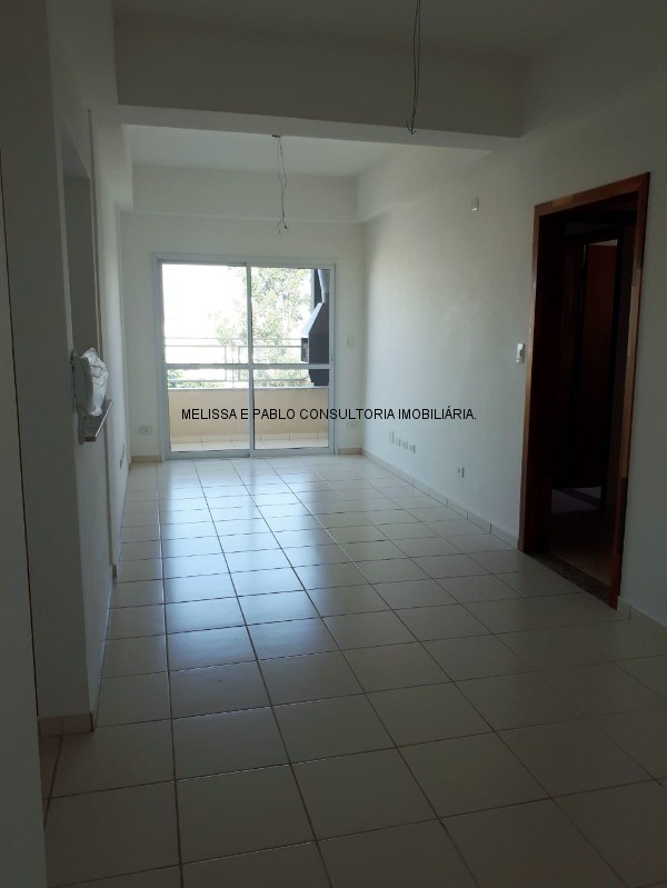 Apartamento à venda com 2 quartos, 82m² - Foto 11