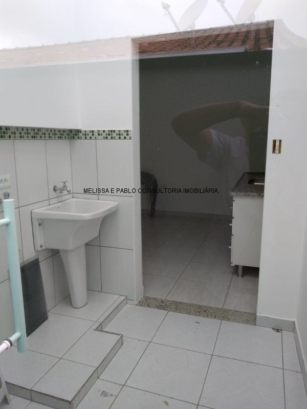 Casa à venda com 2 quartos, 160m² - Foto 18