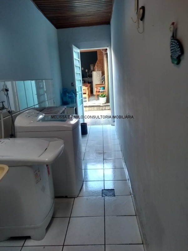 Casa à venda com 3 quartos, 190m² - Foto 13