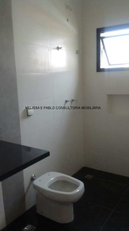 Casa à venda com 3 quartos, 300m² - Foto 10