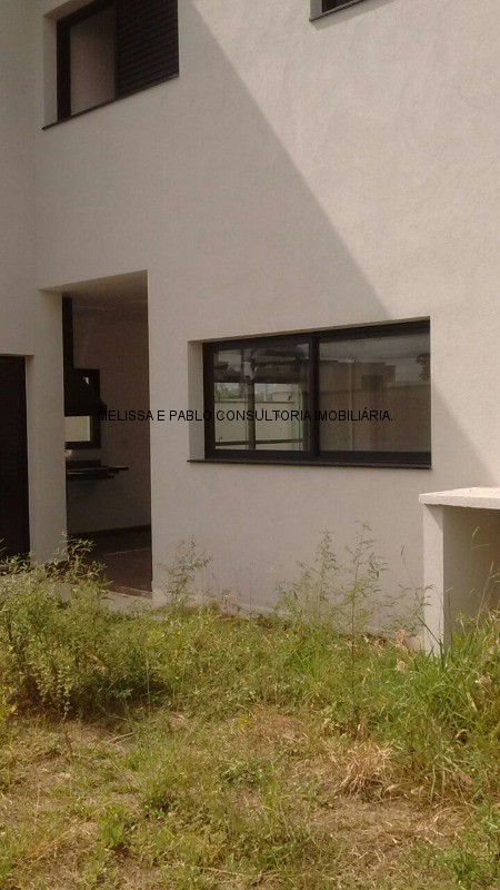 Casa à venda com 3 quartos, 300m² - Foto 29