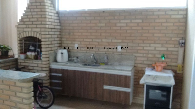 Casa à venda com 4 quartos, 270m² - Foto 11