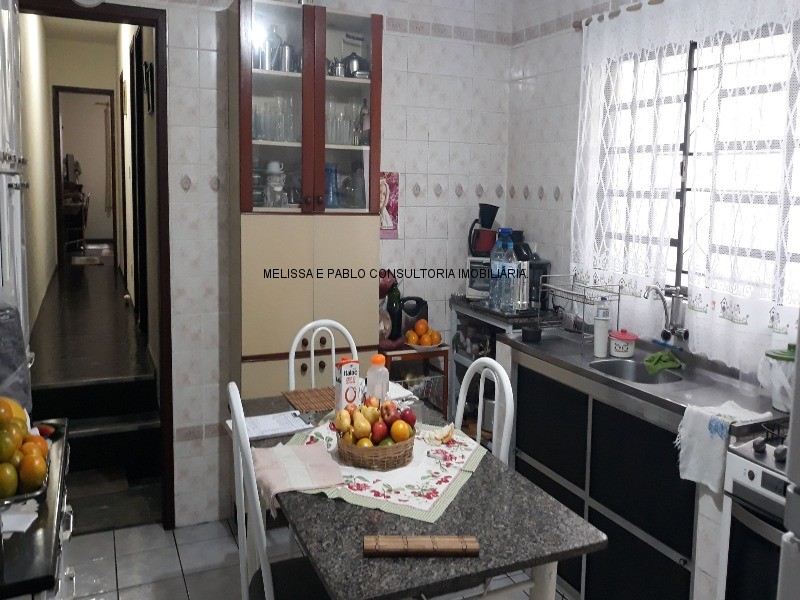 Casa à venda com 3 quartos, 170m² - Foto 12