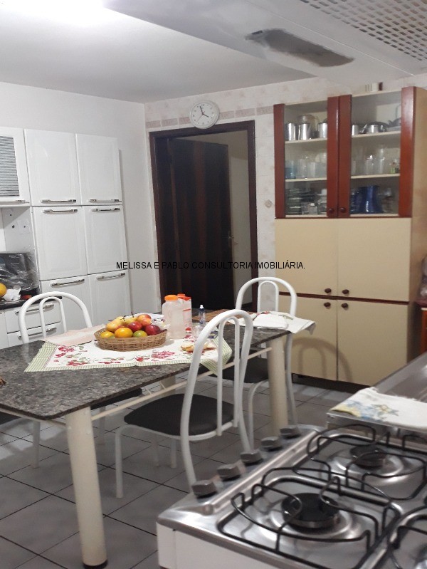 Casa à venda com 3 quartos, 170m² - Foto 13