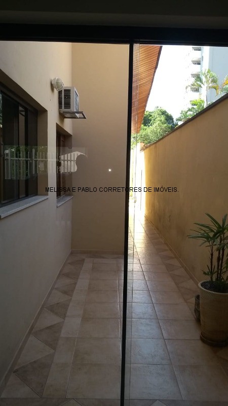 Casa à venda com 3 quartos, 252m² - Foto 24