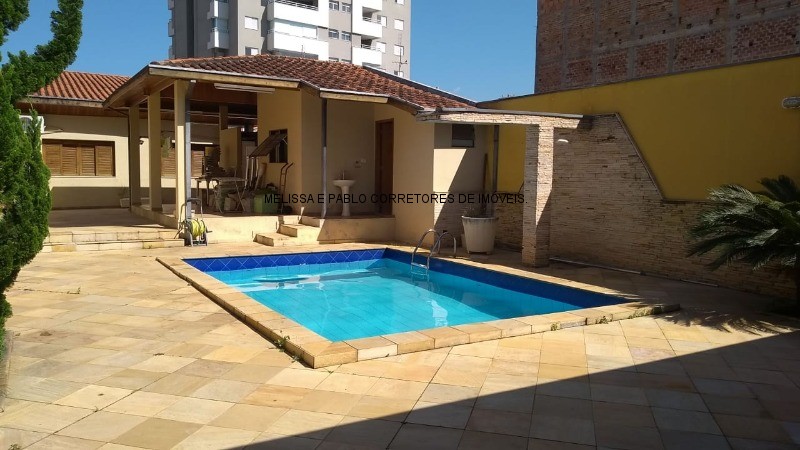 Casa à venda com 3 quartos, 252m² - Foto 26