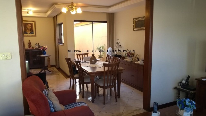 Casa à venda com 3 quartos, 252m² - Foto 31