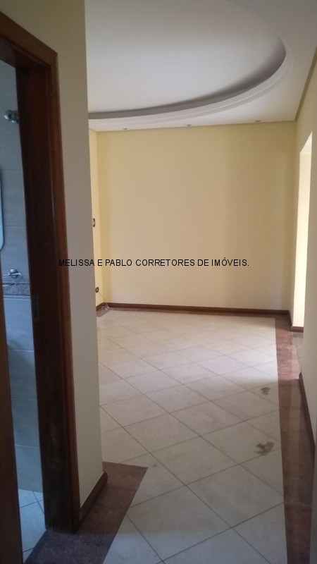 Casa à venda com 3 quartos, 209m² - Foto 7