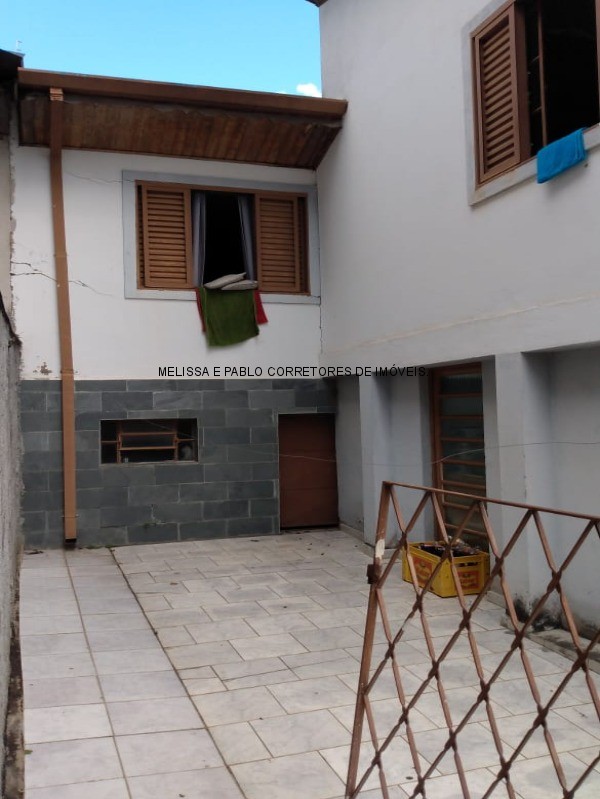 Casa à venda com 3 quartos, 90m² - Foto 20