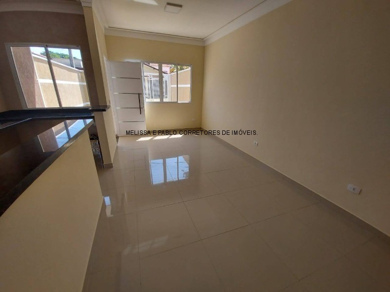 Casa à venda com 3 quartos, 82m² - Foto 5