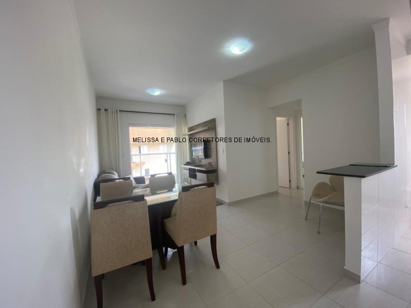 Apartamento à venda com 2 quartos, 70m² - Foto 10