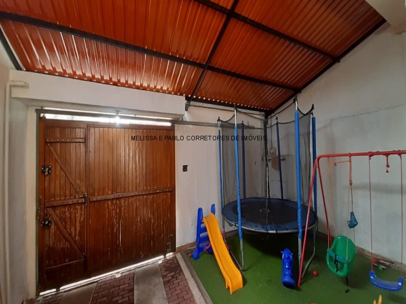 Casa à venda com 3 quartos, 200m² - Foto 10