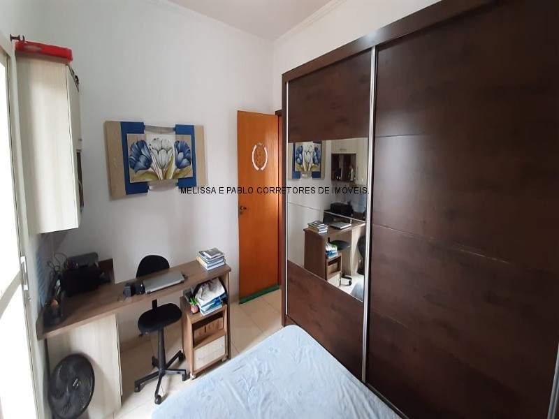 Casa à venda com 3 quartos, 200m² - Foto 7