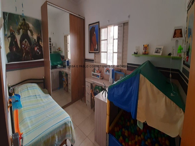 Casa à venda com 3 quartos, 200m² - Foto 16