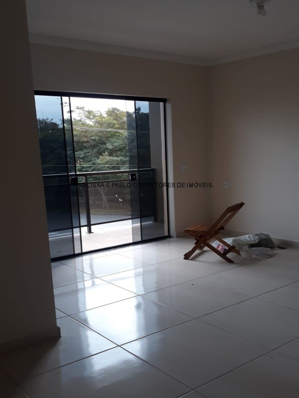 Casa à venda com 3 quartos, 180m² - Foto 7