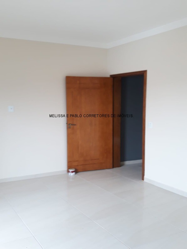 Casa à venda com 3 quartos, 180m² - Foto 38