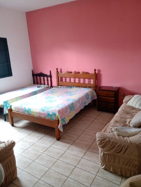 Casa à venda com 3 quartos, 300m² - Foto 10