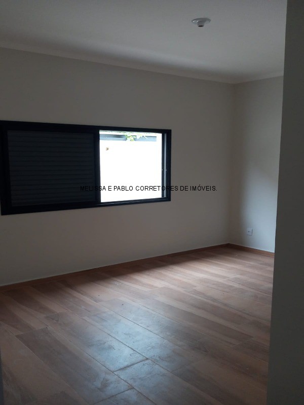 Casa à venda com 3 quartos, 165m² - Foto 8