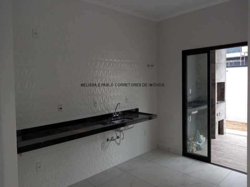 Casa à venda com 3 quartos, 165m² - Foto 10