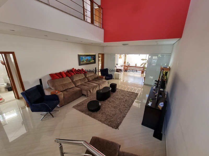 Casa à venda com 3 quartos, 270m² - Foto 15