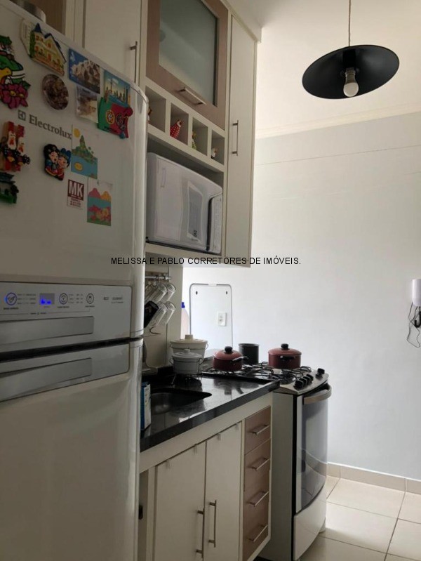 Apartamento à venda com 2 quartos, 58m² - Foto 11