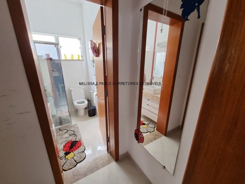 Casa à venda com 3 quartos, 270m² - Foto 10